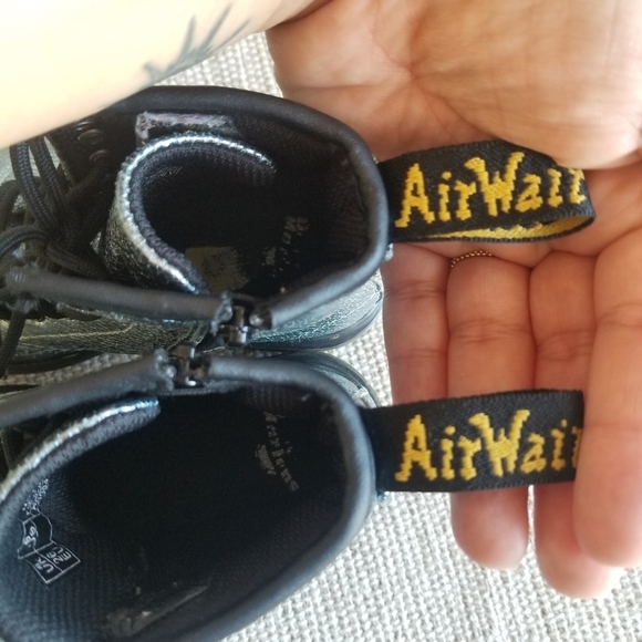 Dr. Martens | 1460 Crinkle Metallic Lace Up Boots - Picture 7 of 11